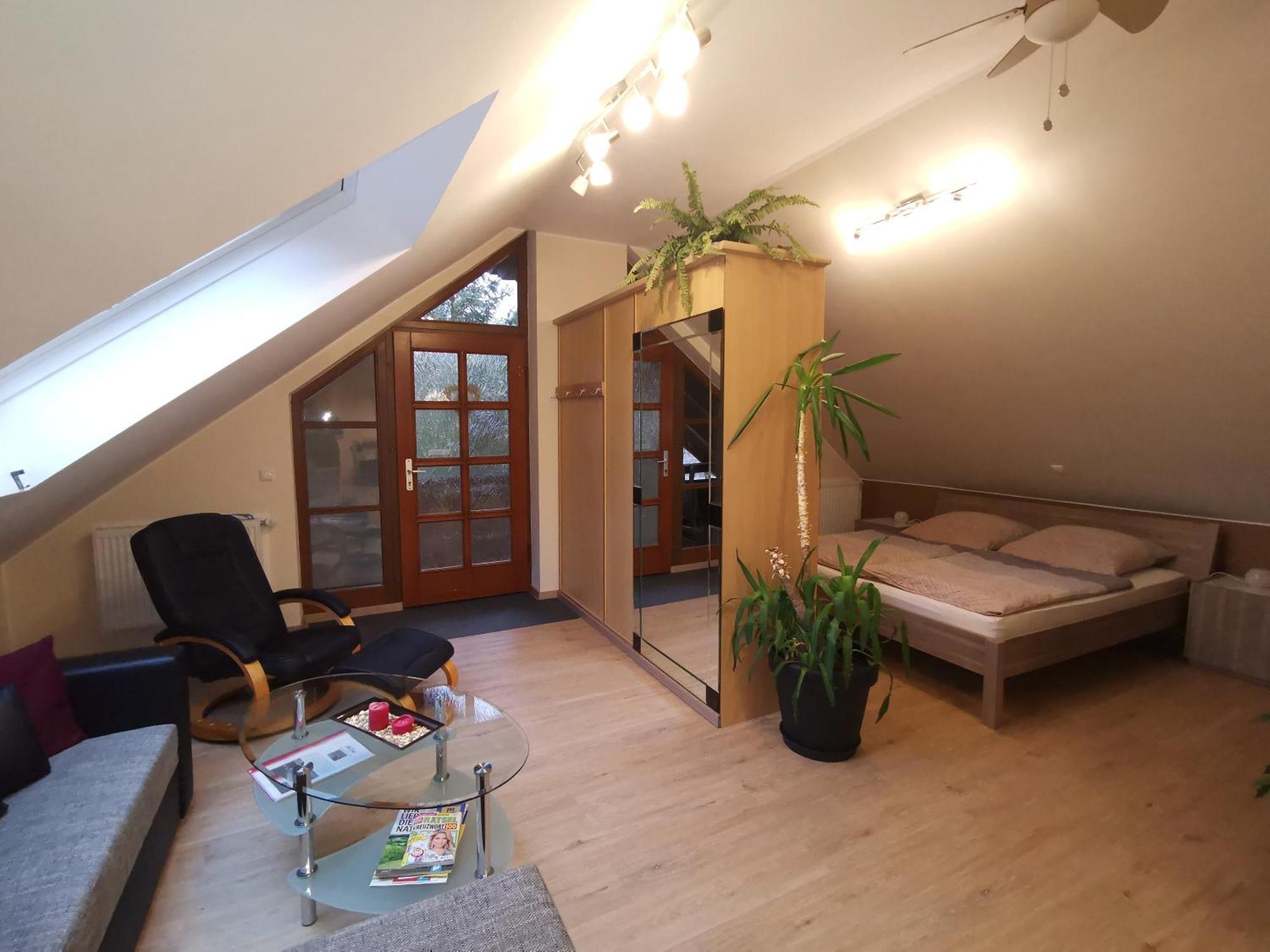Studio Und Apartment Auf Dem Pferdehof Burgpreppach Esterno foto